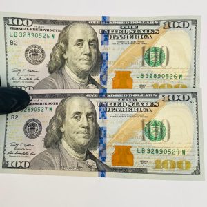 100 US Dollar