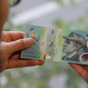 10 Australian Dollar